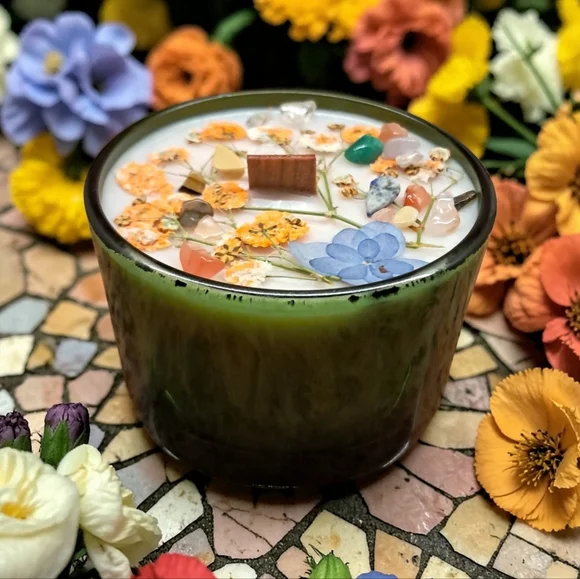 Hand Crafted , Wicked Worthy Wax, Shock it Chakra 4 oz candle - Picture 3 of 3